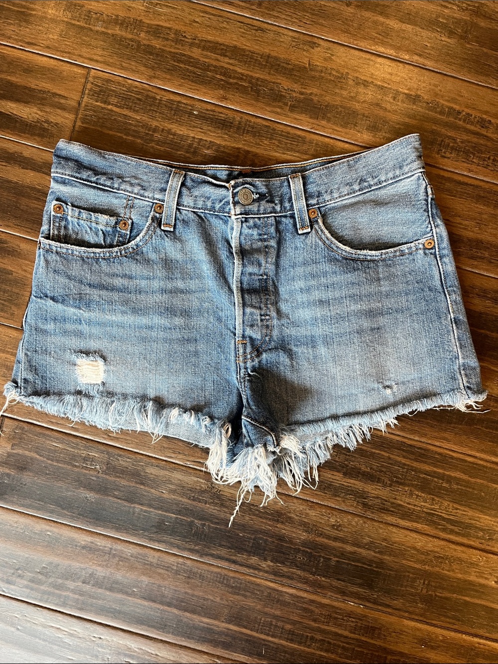 Levi’s 501 Cutoff Shorts